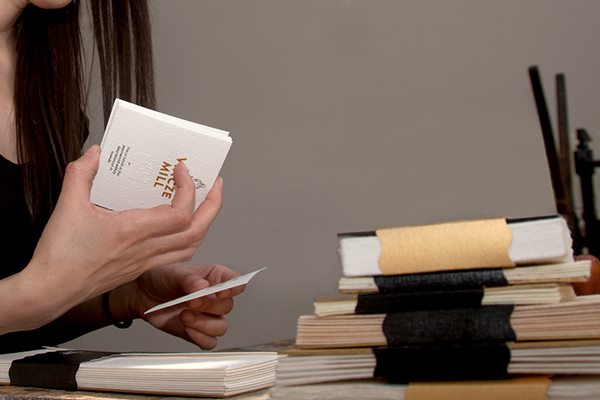 造紙廠企業(yè)VI的設(shè)計(jì)要素，紙品設(shè)計(jì)風(fēng)格規(guī)劃-6